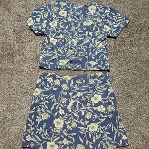Vintage 1990’s Carolina Colours Size S Floral Blue and Cream Two-Piece Skort Set